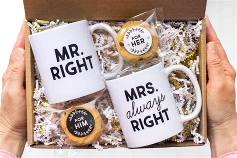 what is a good engagement present for a couple